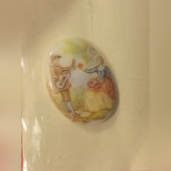 Vintage Painted Porcelain Romance  Scenes and Various Beads - Picture 3 of 13